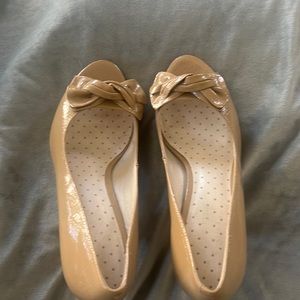 Anne Klein comfortable heels size 10